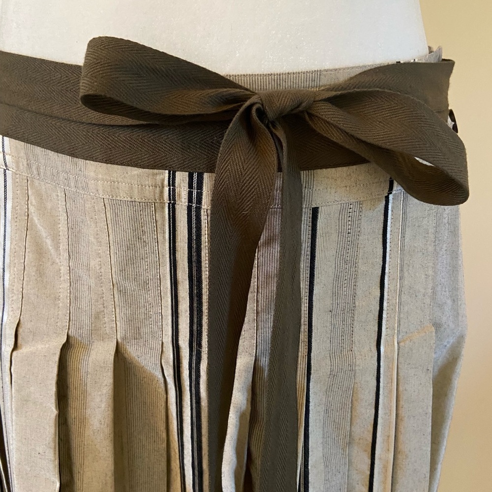 Carlisle Pleated Striped Passementerie Skirt - Size 2 - Picture 6 of 6